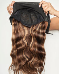 Jayla | Peruca com faixa de cabelo humano ondulado com madeixas