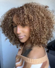 Ella | Perruque bouclée blonde miel avec mèches dégradées, sans colle, en dentelle HD